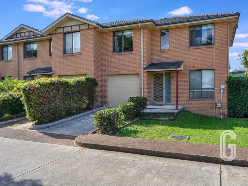 4/1B Corona Street, Mayfield, NSW 2304 Townhouse for Sale