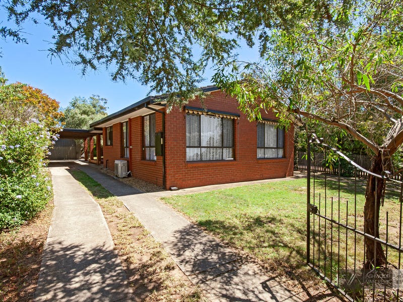 36 Riley St, Bairnsdale, Vic 3875 Property Details