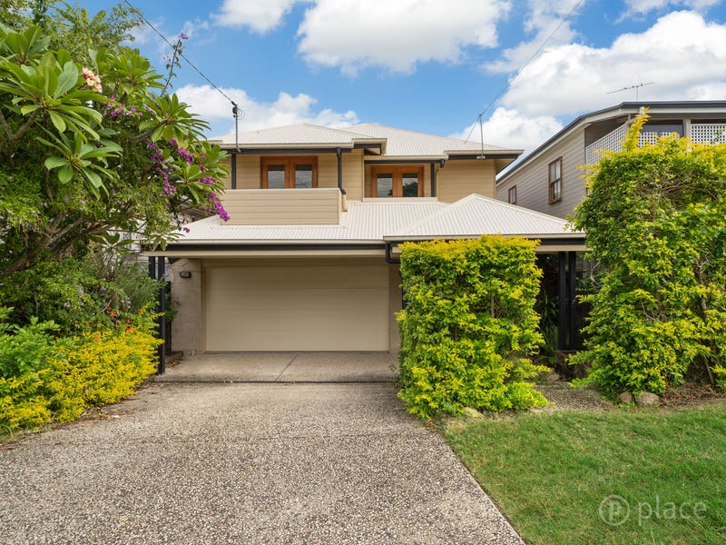 26 Canberra Drive, Ashgrove, QLD 4060