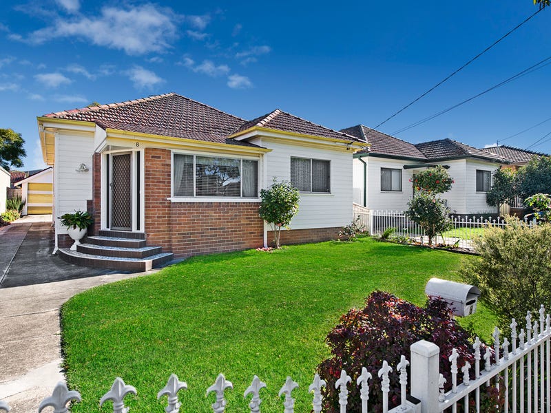 8 Abel Street, Greenacre, NSW 2190 Property Details