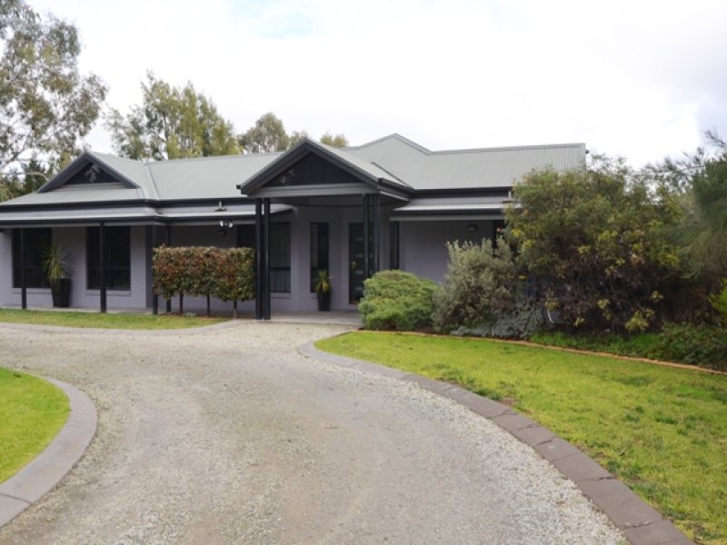 113 Wharparilla Drive, Echuca, VIC 3564