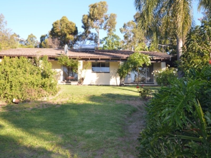 22 Robinson, Darlington, WA 6070 Property Details