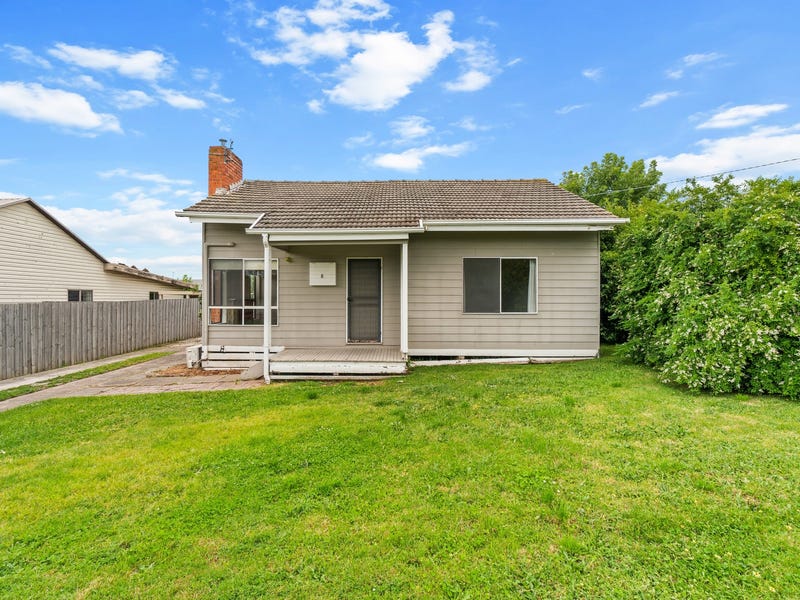 8 Mafeking Road, Traralgon, Vic 3844 House for Sale