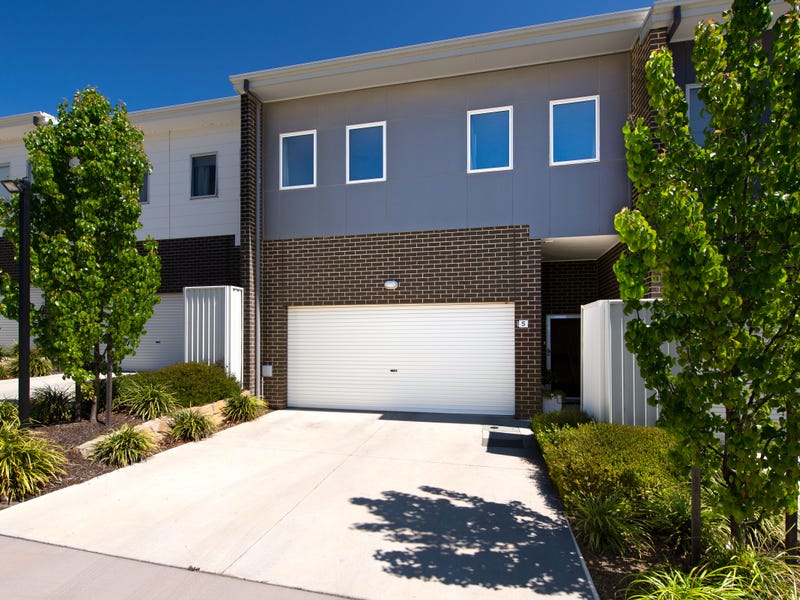 5/2 Ken Tribe Street, Coombs, ACT 2611