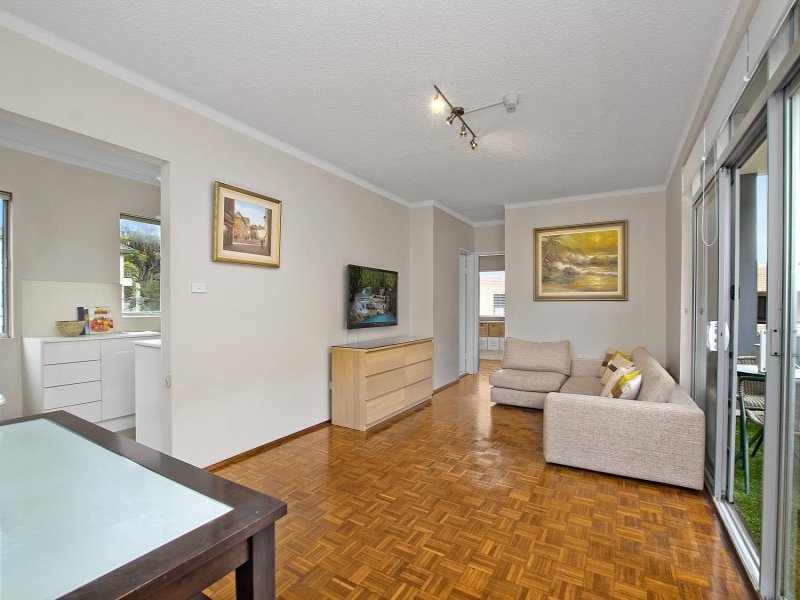 4/17 Carr Street, Coogee, NSW 2034 - Property Details
