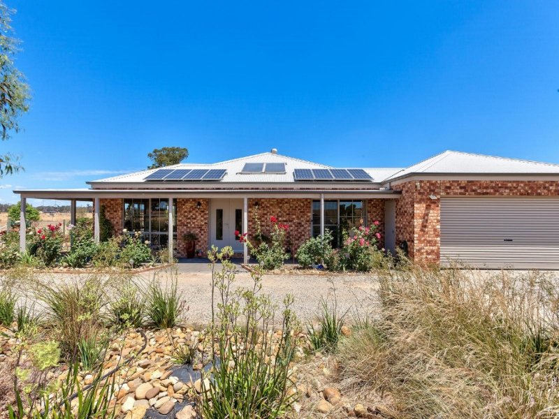 1132 Walla Walla Road, Gerogery, NSW 2642 Property Details