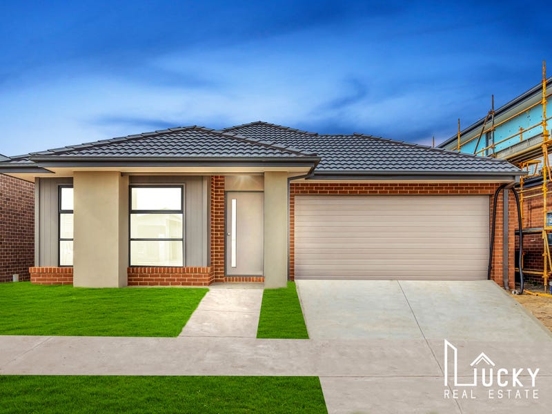 10 Murray Street, Beveridge, Vic 3753 House for Sale