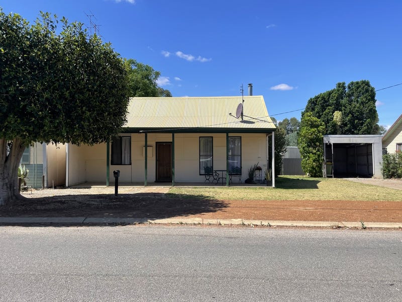 21 Stafford Street, Moora, WA 6510 House for Sale