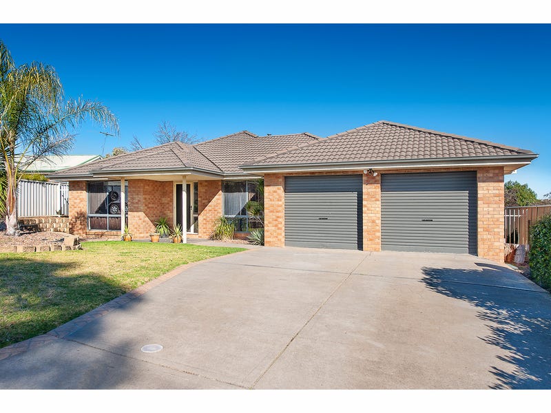 13 Honeysuckle Street, Thurgoona, NSW 2640 Property Details