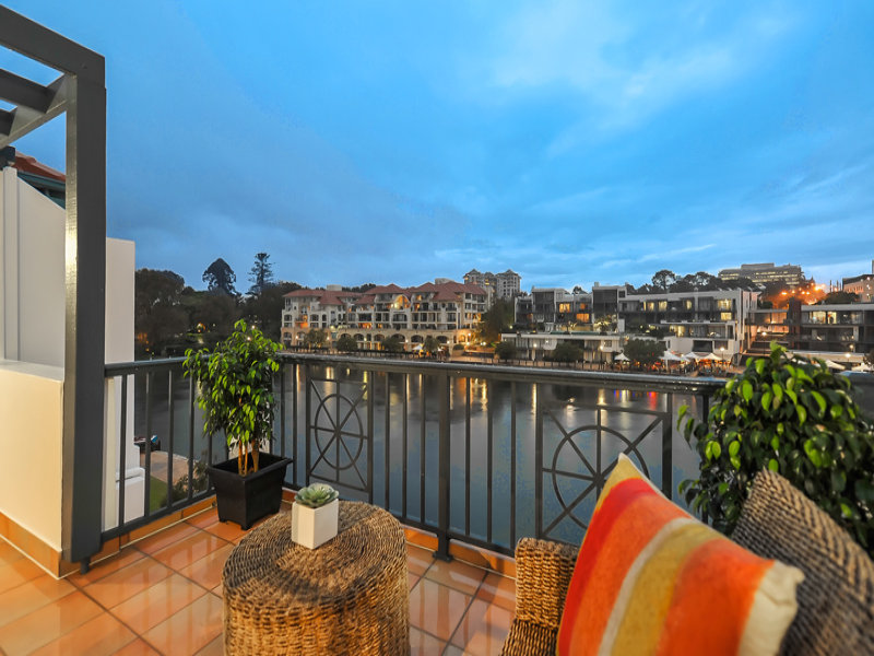 48 Henry Lawson Walk, East Perth, WA 6004