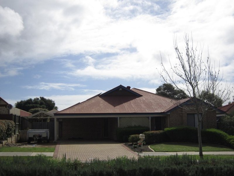 25 Woodlake Boulevard, Ellenbrook, WA 6069 Property Details