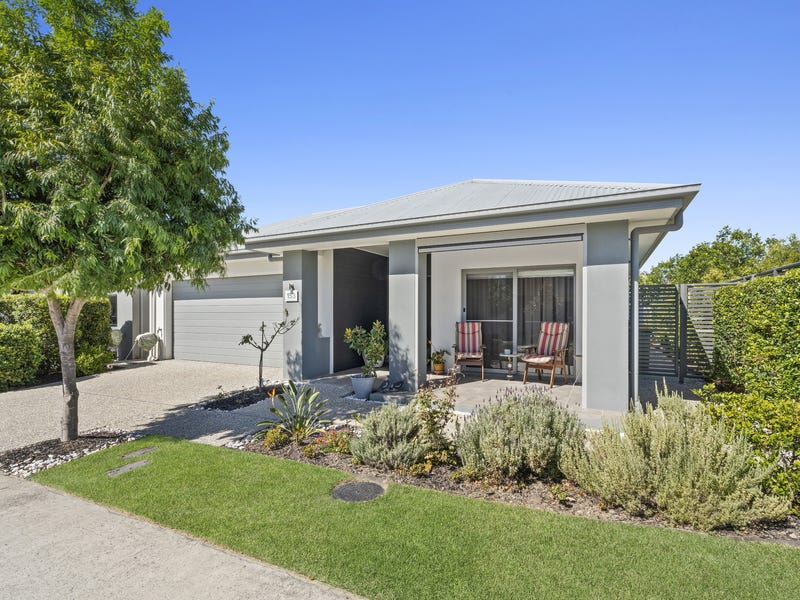 153/7 Halcyon Drive, Pimpama, Qld 4209 Property Details