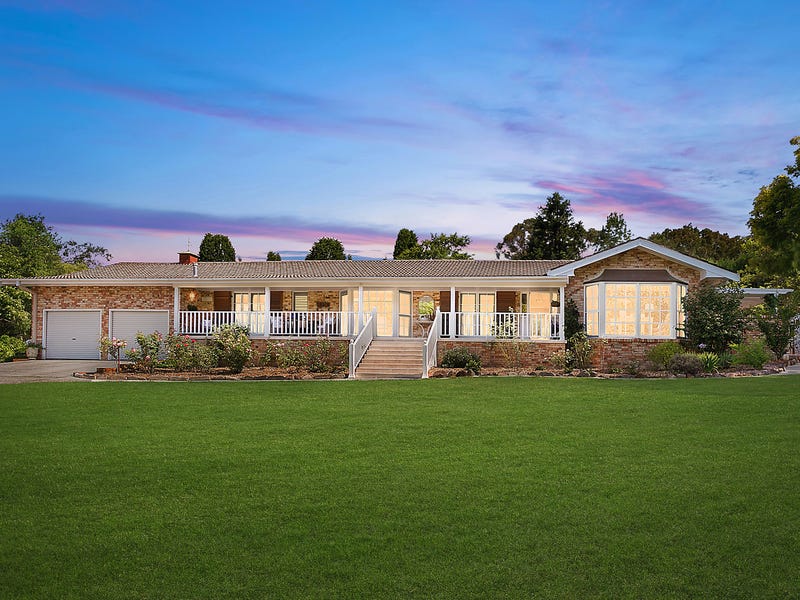 70 Centennial Road, Bowral, NSW 2576 Property Details