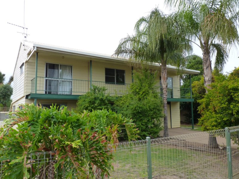 71 Church Street, St QLD 4487