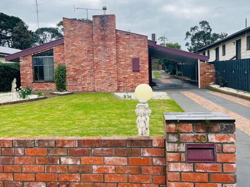30 Street, Casterton, Vic 3311 House for Sale