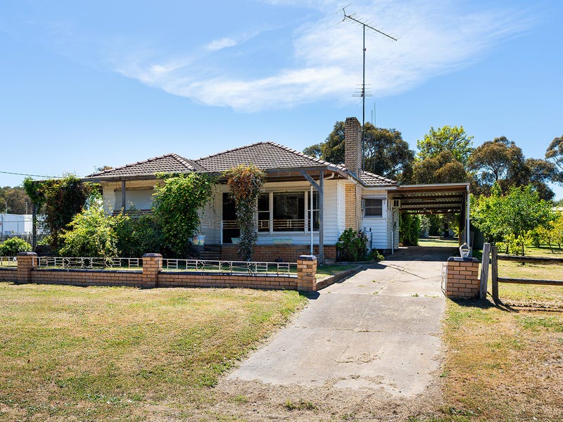 37 Boundary Road, Maldon, Vic 3463 House for Sale