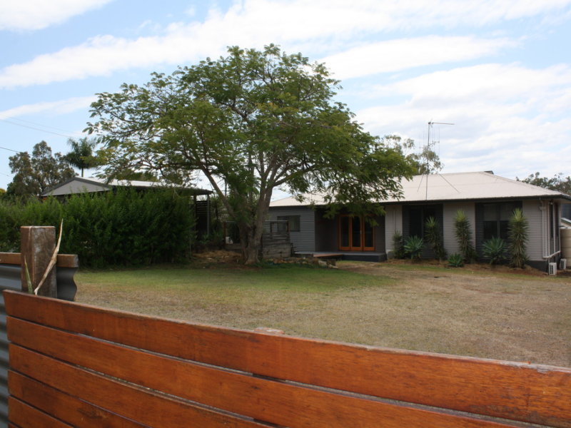 77 Leichhardt Street, Mundubbera, QLD 4626