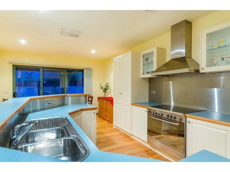 28 Wallington Road, Ocean Grove, VIC 3226