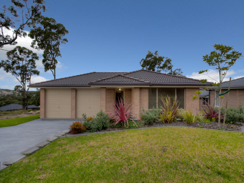 8 Roslin Place, Cameron Park, NSW 2285