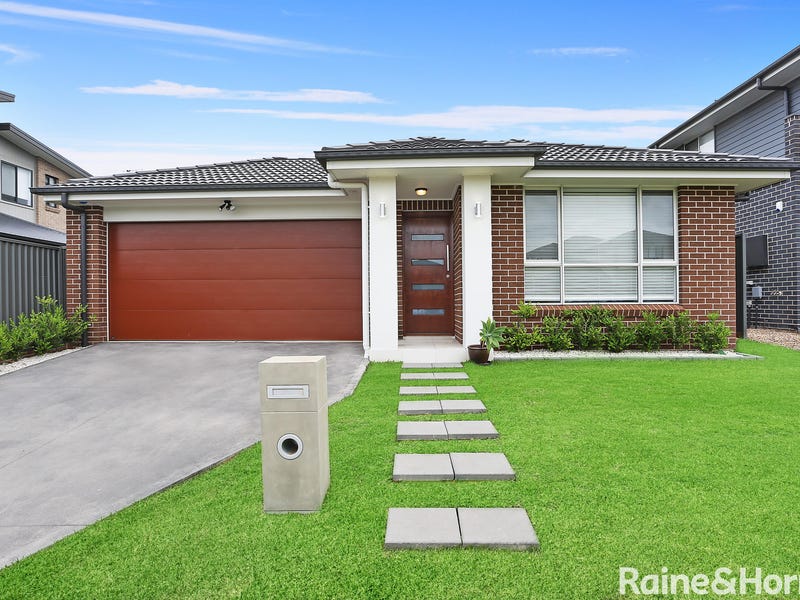 53 Fanflower Avenue, Denham Court, NSW 2565