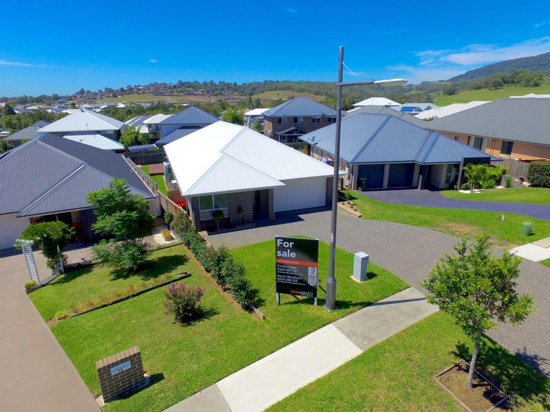 17 Yellow Rock Road, Tullimbar, NSW 2527