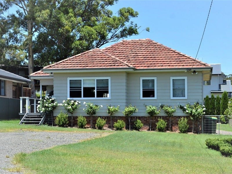 144 Grand Parade, Bonnells Bay, NSW 2264