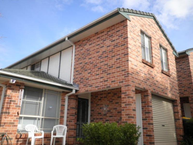 2/4 Ryan St, Balgownie, NSW 2519 Property Details