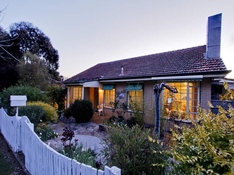 125 Hargraves Street, Castlemaine, Vic 3450 Property Details