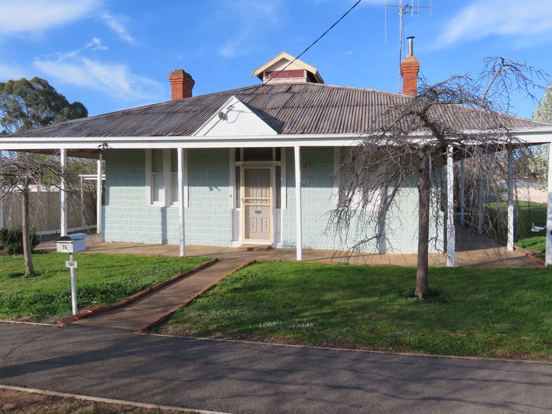 35 Wilson Street, Wedderburn, VIC 3518