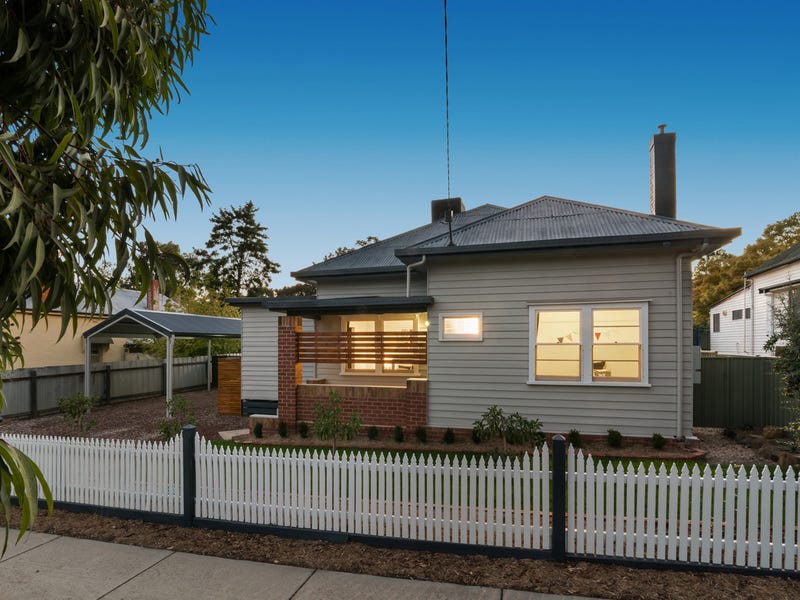 46 Reginald Street, Quarry Hill, Vic 3550