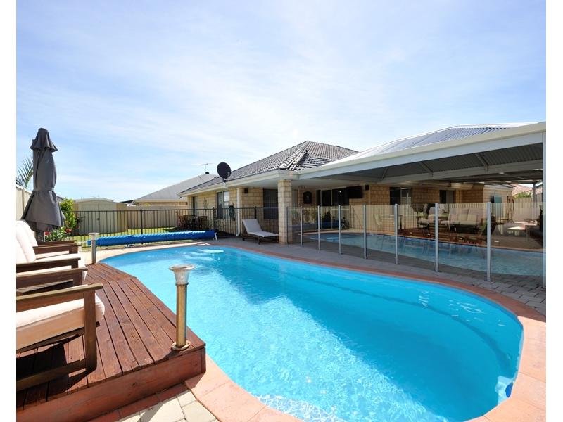 28 Windermere Way, Waikiki, WA 6169 Property Details