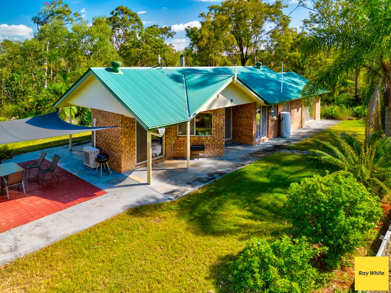 50 Cambridge Drive, Mount Hallen, QLD 4312