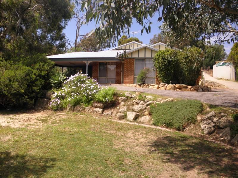 5 Marloo Rd, Greenmount, WA 6056 Property Details