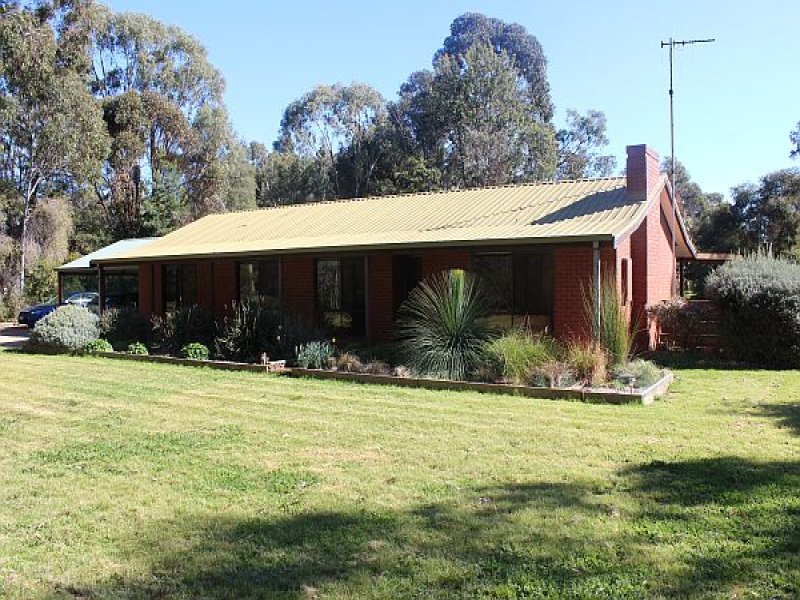 7 Murrays Lane, Murchison, Vic 3610 Property Details