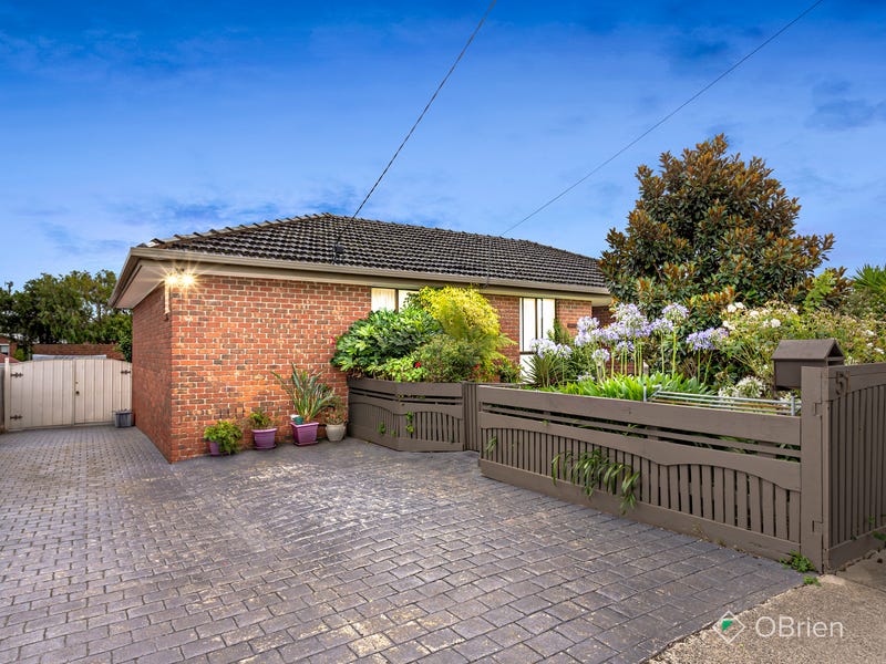 51 Clovelly Drive, Craigieburn, Vic 3064 House for Sale realestate