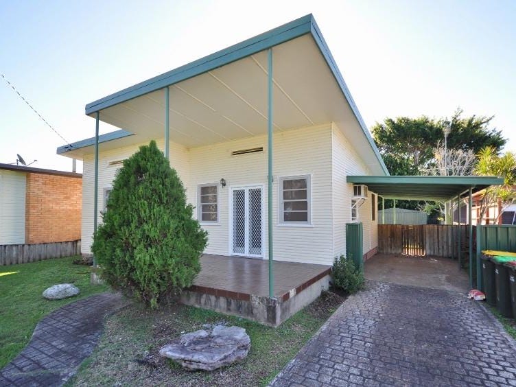 8 Bellevue Drive, North Macksville, NSW 2447
