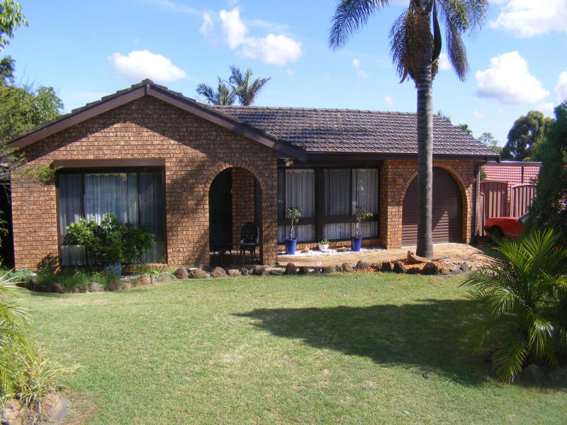 4 Diamond Place, Eagle Vale, NSW 2558