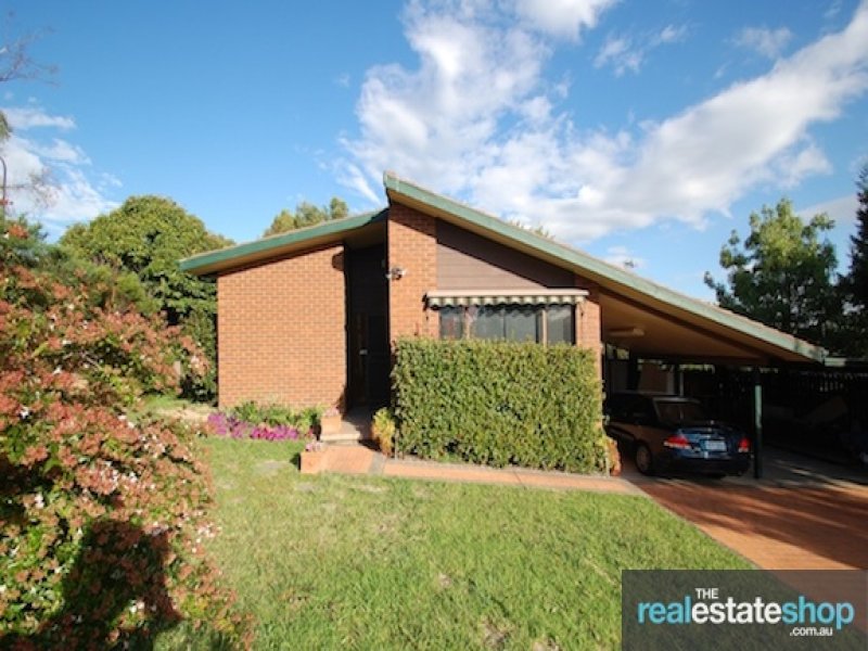 1 Cheeseman Place, Gowrie, ACT 2904 Property Details
