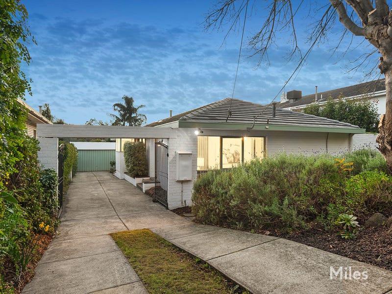 57 Buckingham Drive, Heidelberg, Vic 3084 Property Details