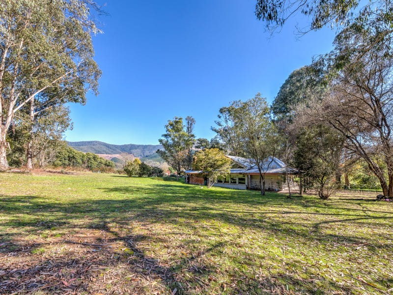 2 Sidling Track, Wandiligong, Vic 3744 House for Sale