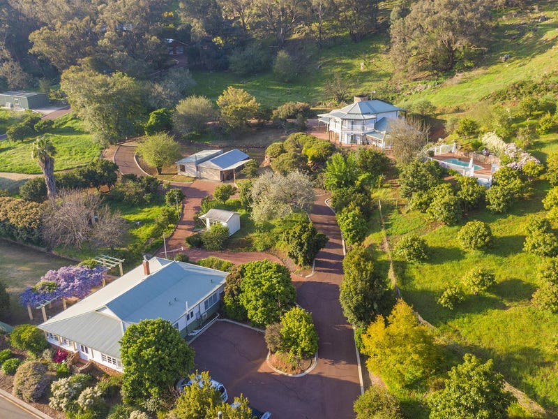 236 Croyden Road, Roleystone, WA 6111