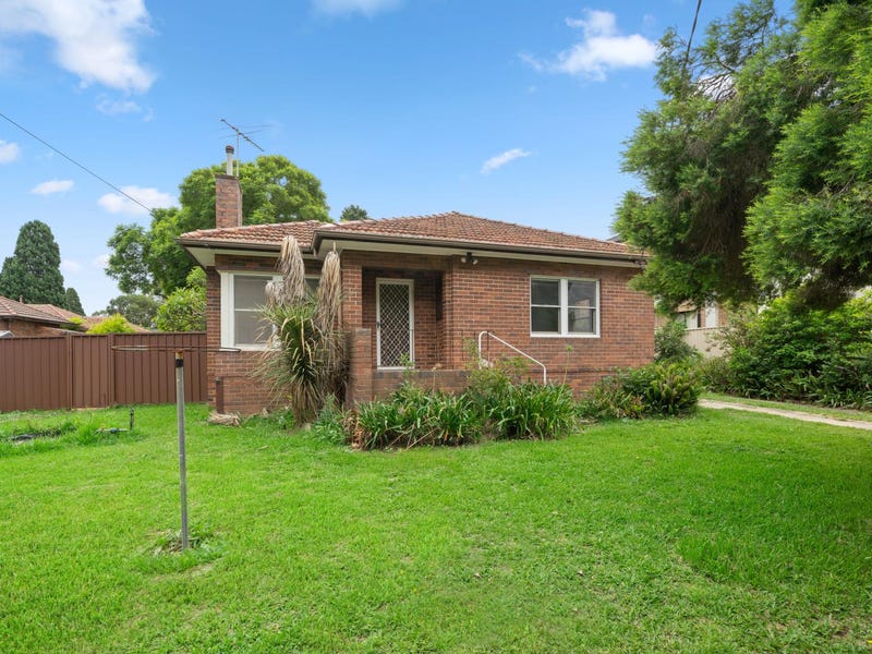 28 Flood Avenue, Revesby, NSW 2212 - realestate.com.au