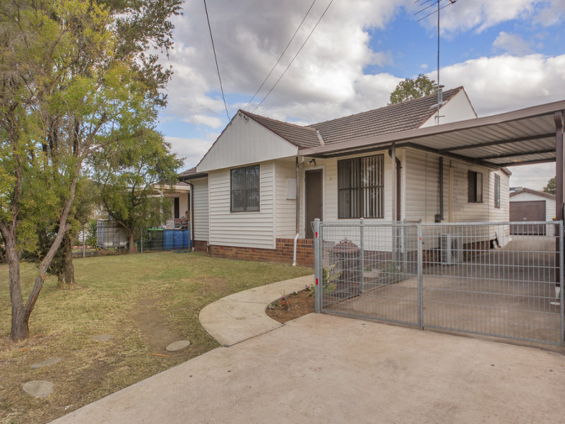 6 Stanwell Crescent, Ashcroft, NSW 2168 Property Details