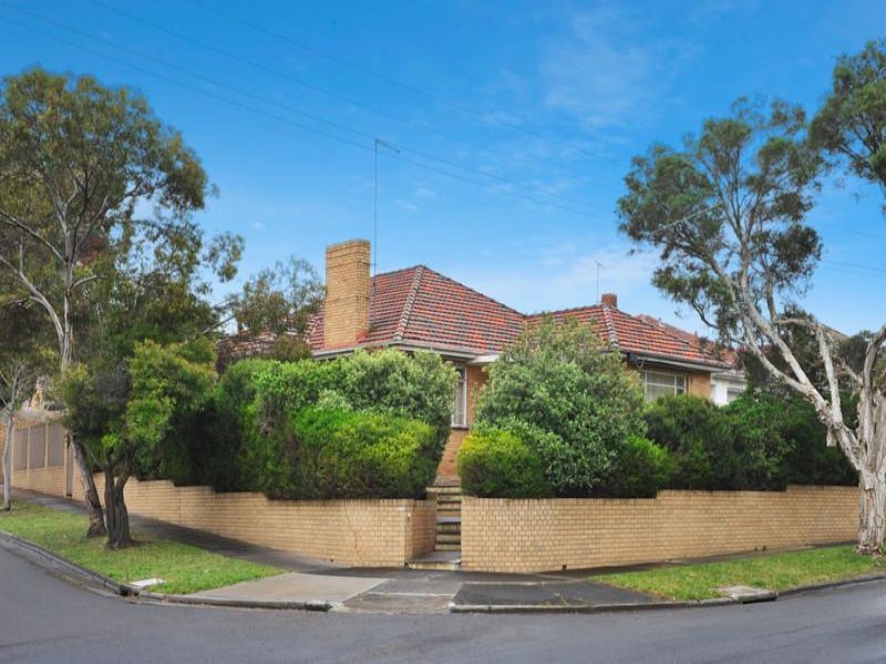 18 White Avenue, Kew East, VIC