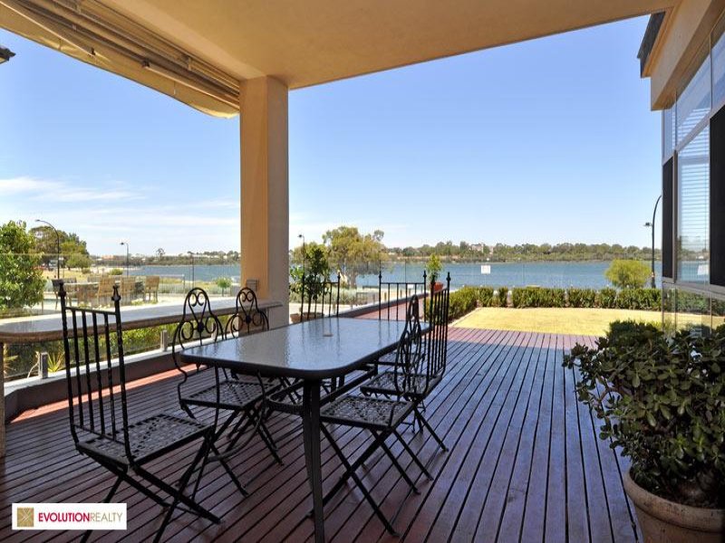 135 The Esplanade, Mount Pleasant, WA 6153