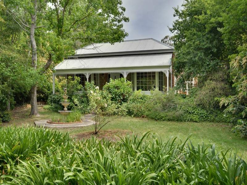 12 Oakbank Street, Stirling, SA 5152 Property Details