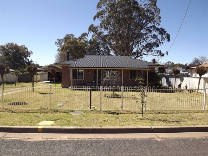 19 Jubilee St, Coonabarabran, NSW 2357 Property Details