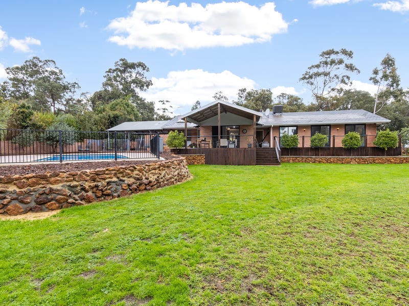 6 Falls Road, Lesmurdie, WA 6076 House for Sale