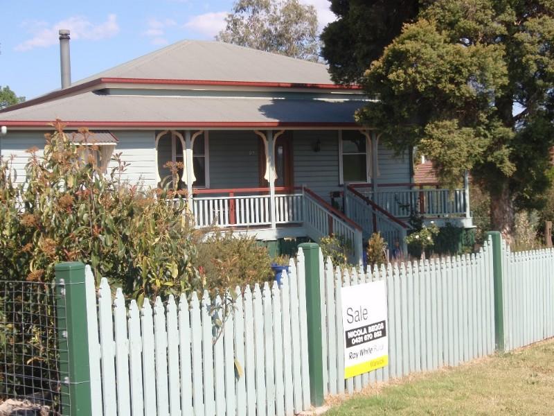 10 Briggs Street, Warwick, Qld 4370 Property Details
