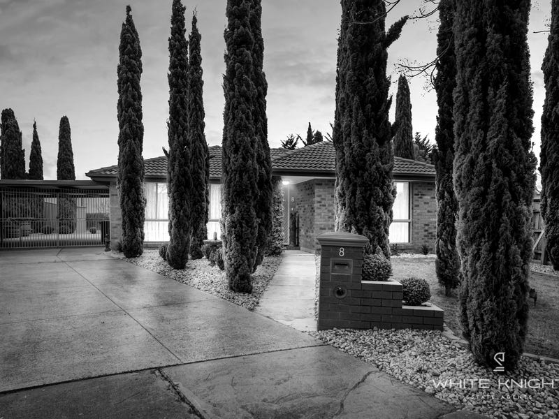 8 Carmel Court, Sydenham, Vic 3037 Property Details